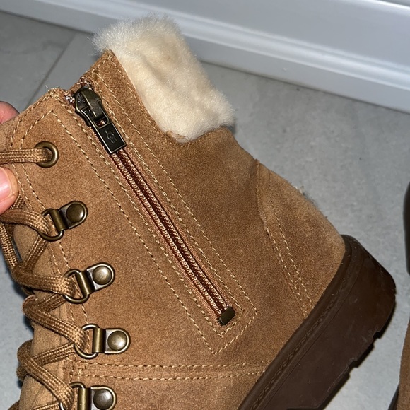 UGG AZELL HIKER WEATHER WATERPROOF WINTER BOOT - Picture 12 of 13